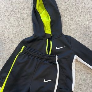 Nike Track Set 18 Months
